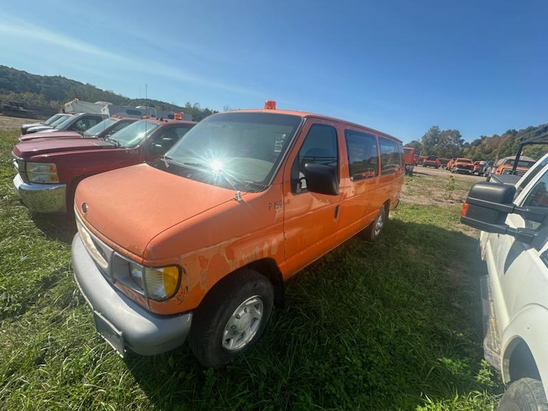 P159	2001 Ford E250 Cargo Paint Van	266KMiles/Hours,	Runs and Drives