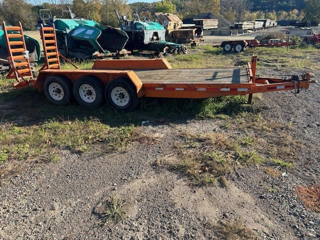 T1027	2005 20' Tri Axle Trailer	1014Miles/Hours,	Frame bent in multiple places