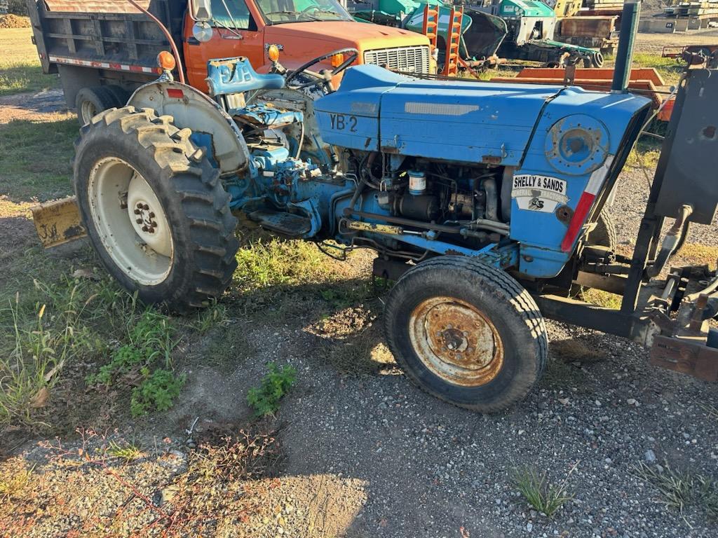 YB2	1979 Ford 2600 Power Broom		Runs and Drives, No live PTO