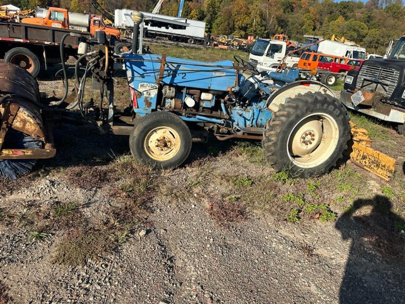 YB2	1979 Ford 2600 Power Broom		Runs and Drives, No live PTO