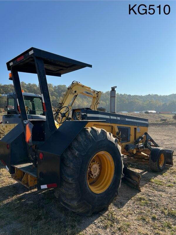 KG510
1996 ATHEY MM600 GRADER