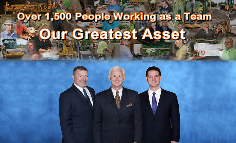 3-execs900x545