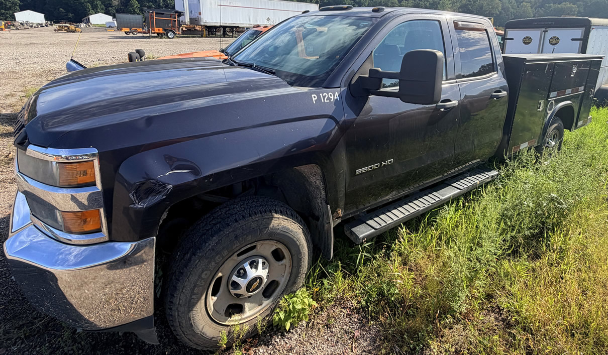 P1294 15 Chevy 2500 double cab, utility